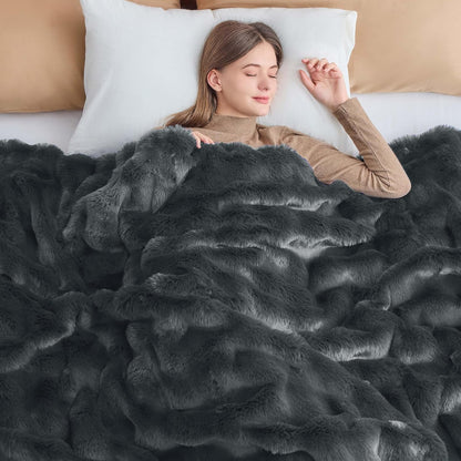 Luxury Faux Fur Throw Blanket