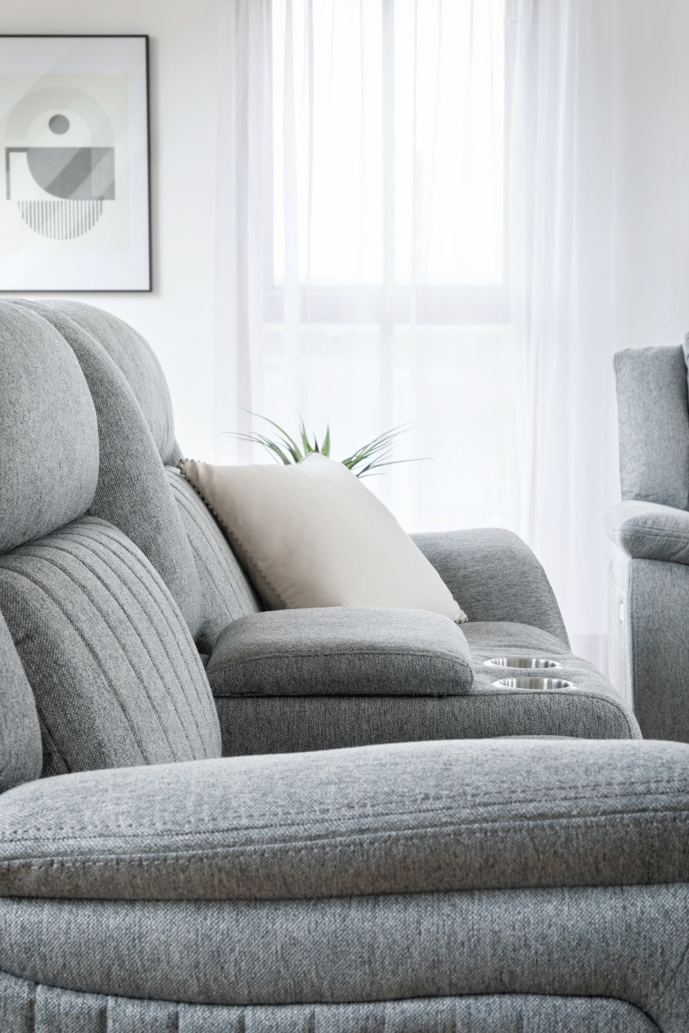 Linden Plush Grey 2-Seater Electric Recliner Sofa - Ultimate Comfort Lounge